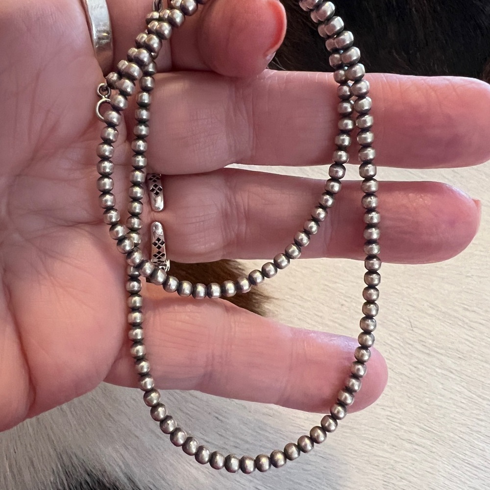 ❤️ 16” 3mm Desert Pearls Native Made Navajo Sterling USA Necklace 6.5G Unisex - Picture 4 of 9